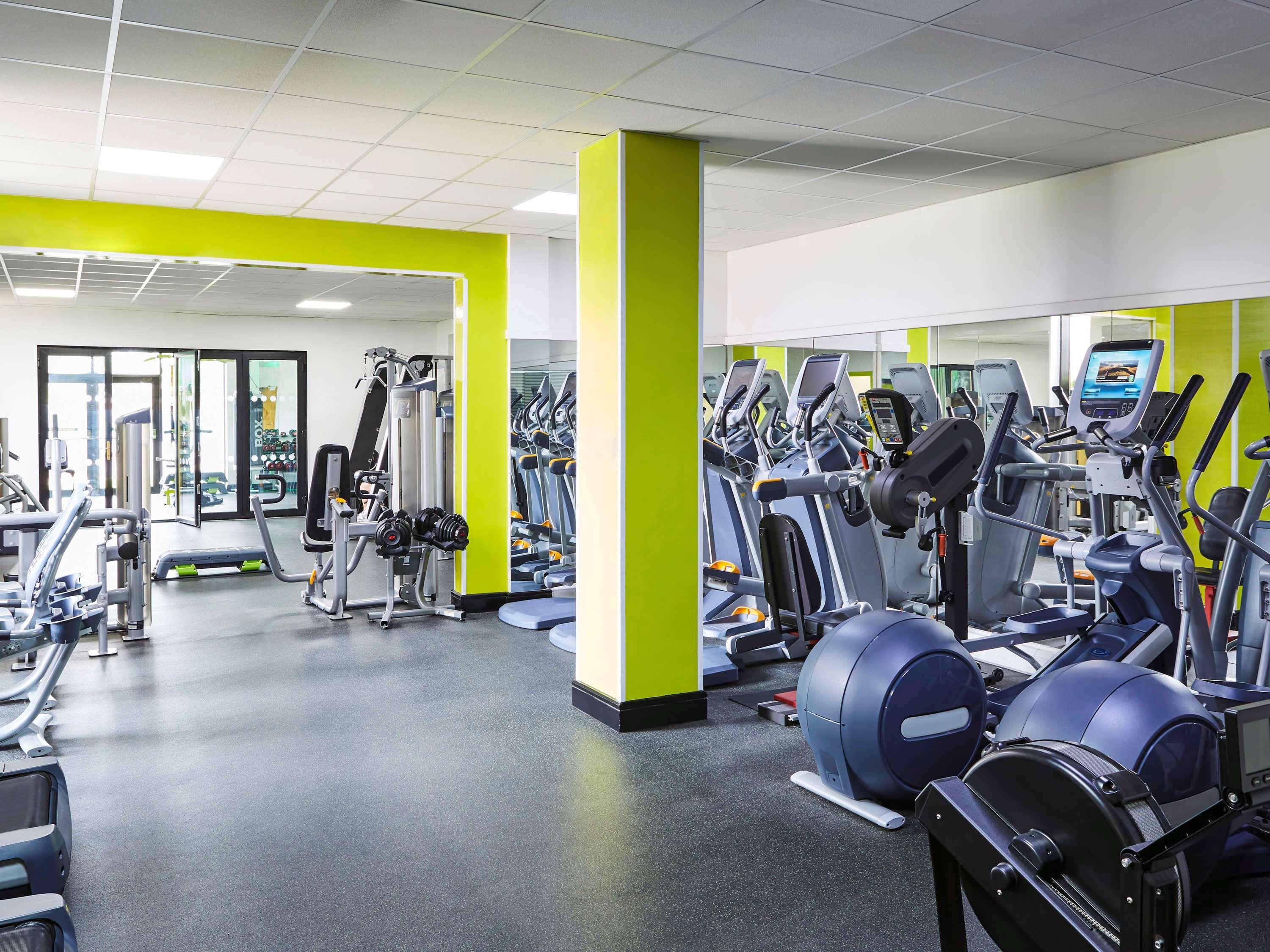 Mercure St Helens St Helens  Екстериор снимка