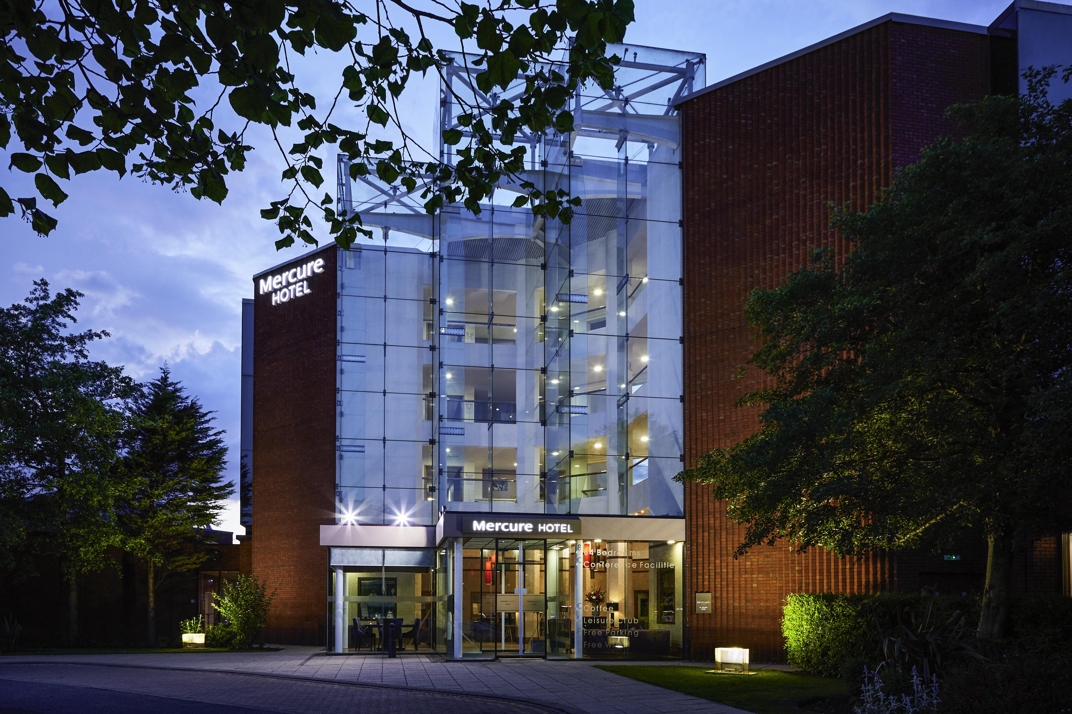 Mercure St Helens St Helens  Екстериор снимка