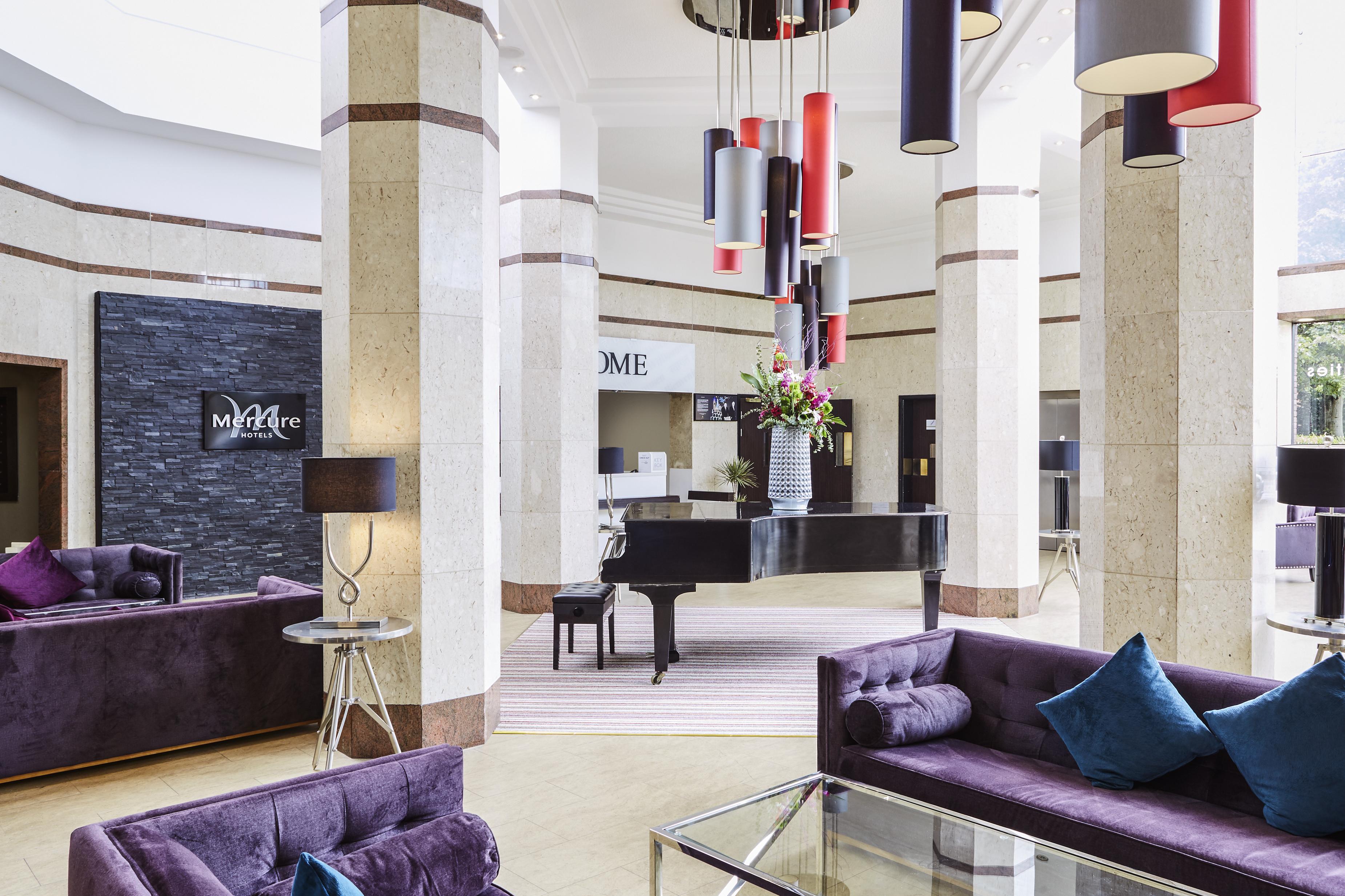 Mercure St Helens St Helens  Екстериор снимка