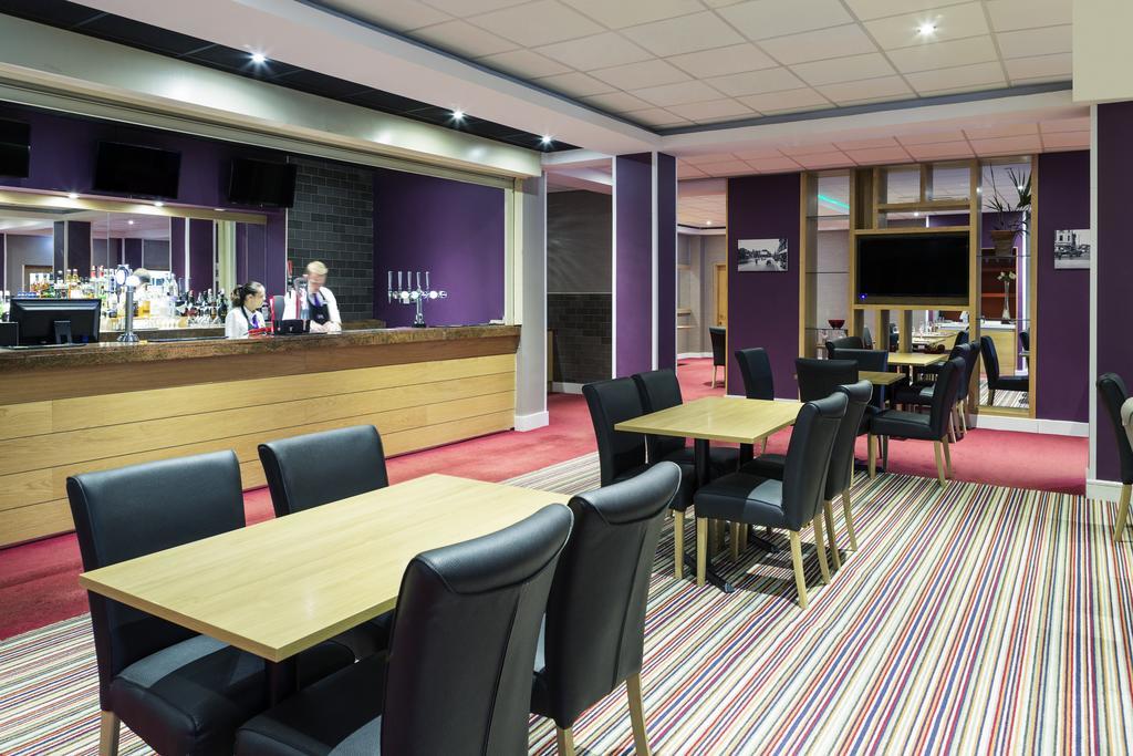 Mercure St Helens St Helens  Екстериор снимка