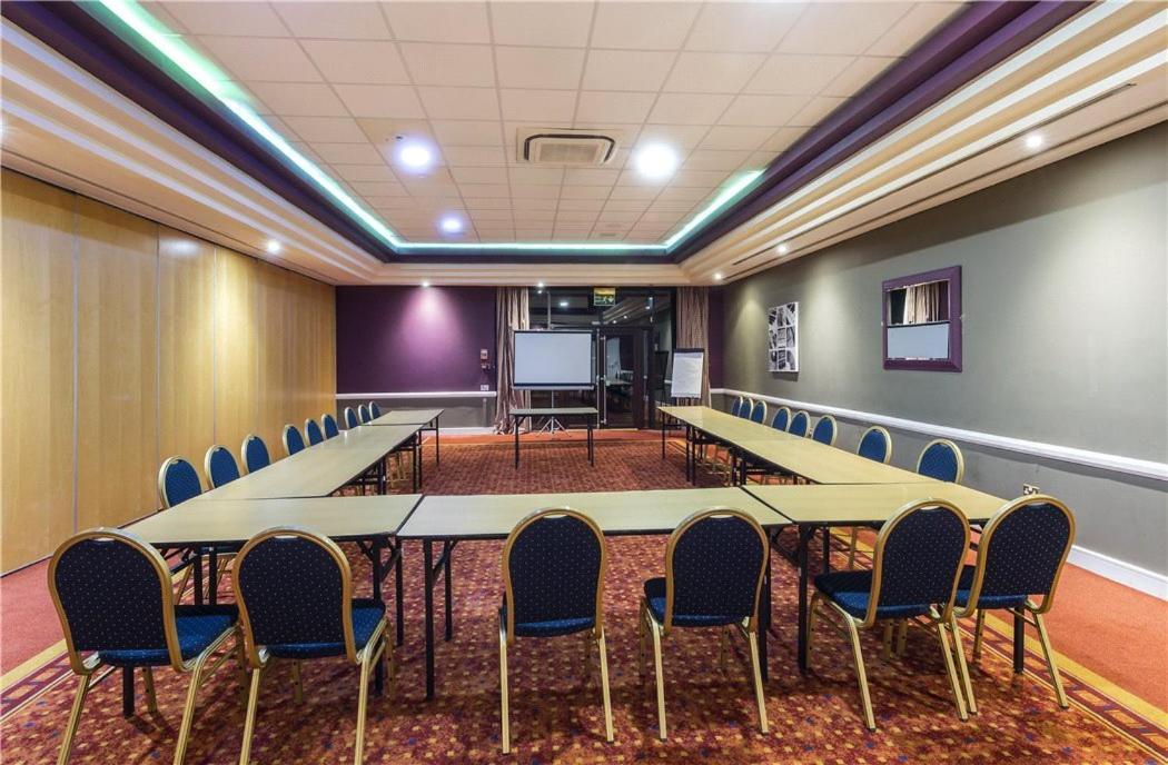 Mercure St Helens St Helens  Екстериор снимка