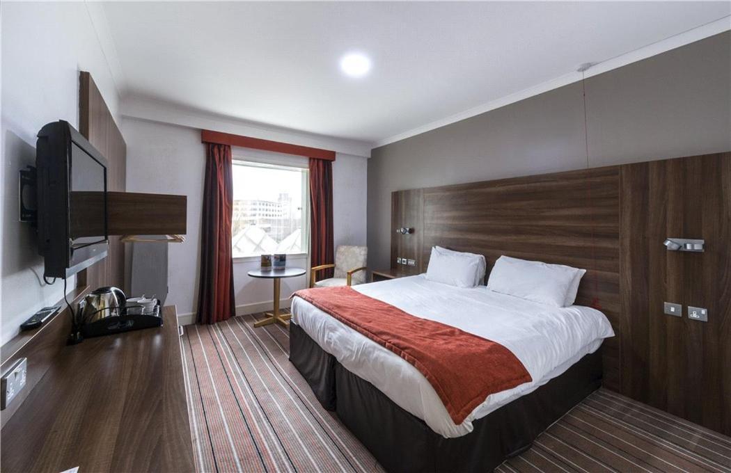 Mercure St Helens St Helens  Екстериор снимка