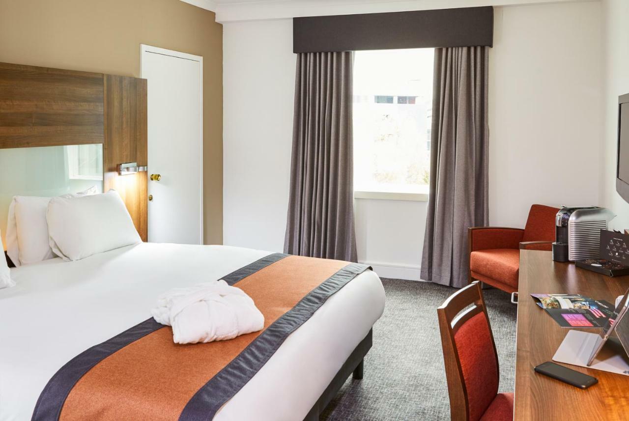 Mercure St Helens St Helens  Екстериор снимка