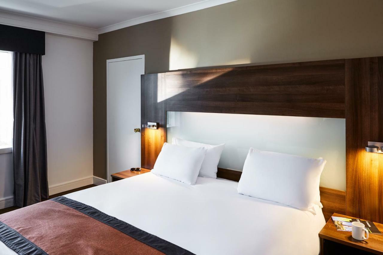 Mercure St Helens St Helens  Екстериор снимка